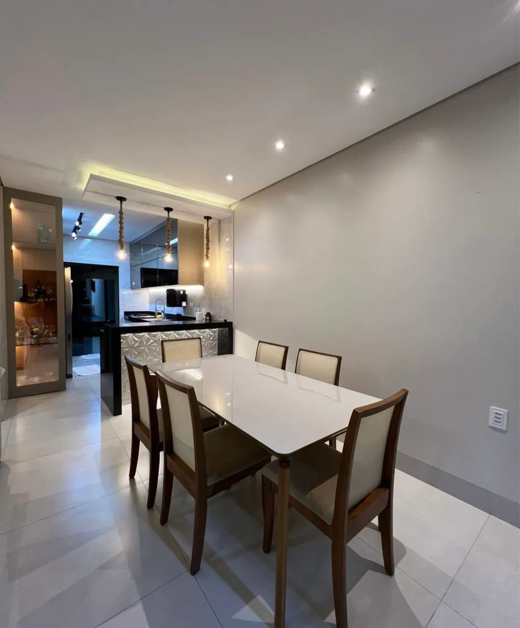 Vendo linda casa na cidade velha  - Foto 4
