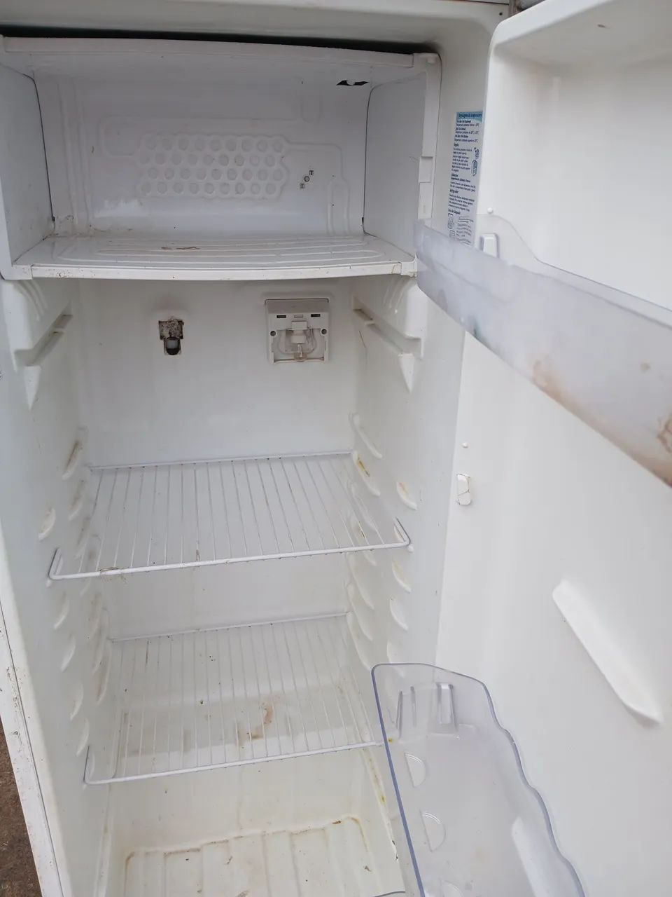 Geladeira 400,00 - Foto 3