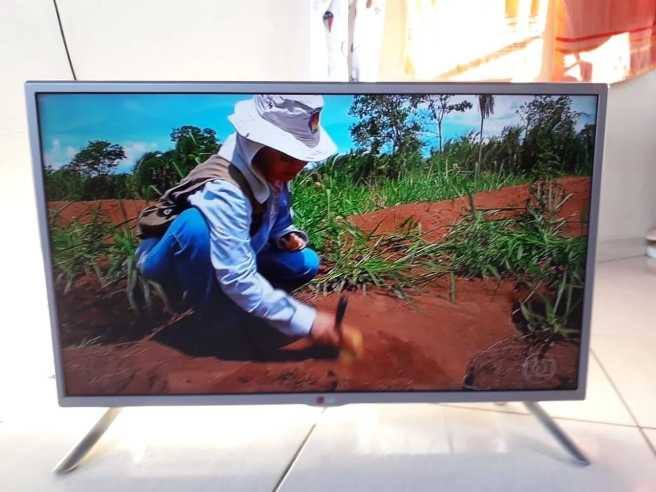 TV LED LG 32 Polegadas / NÃO É SMART  - Foto 3