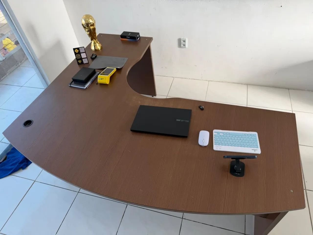 Mesa grande/ bem feita  - Foto 2