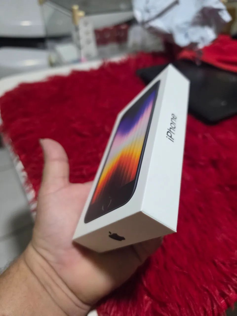 Vendo iPhone SE 3ª Geração lacrado - Foto 2