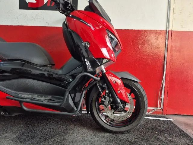 YAMAHA XMAX 250 ABS  - Foto 4