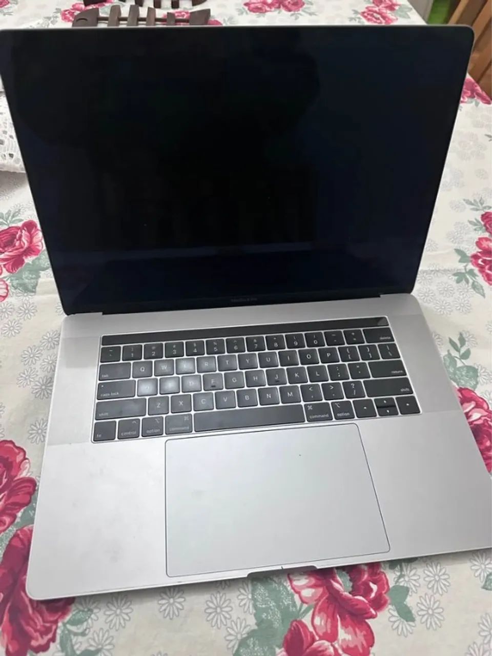 MacBook Pro 15? | Intel Core i9 | 1TB SSD | 16GB RAM | (Com Bateria Nova) - Foto 2