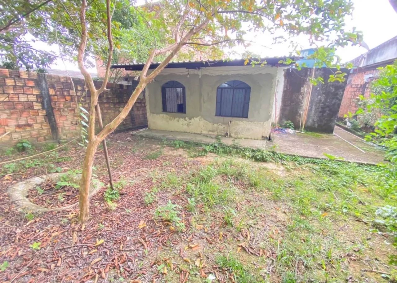 %Vendo casa no Tapanã com terreno grande 