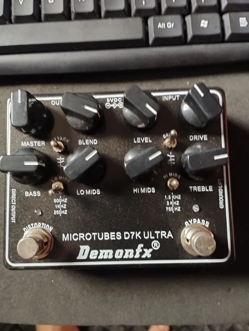 Pedal Pre Amp D7k Ultra Baixo (B7K Ultra Darkglass Clone)