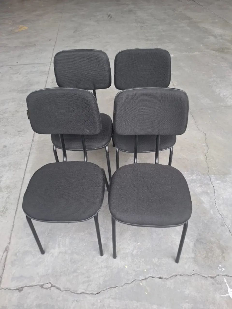 Excelentes cadeiras R$65,00 (cada)