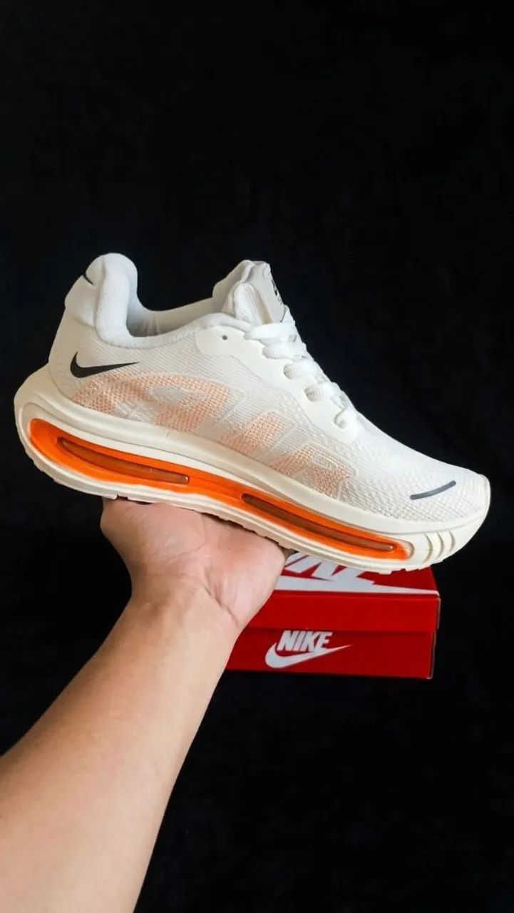 Tênis Nike Vomero Unisex - Branco e Laranja - Foto 4