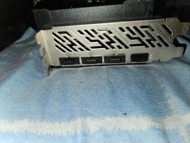 Placa de Vídeo AMD Rx 9070xt. - Foto 3