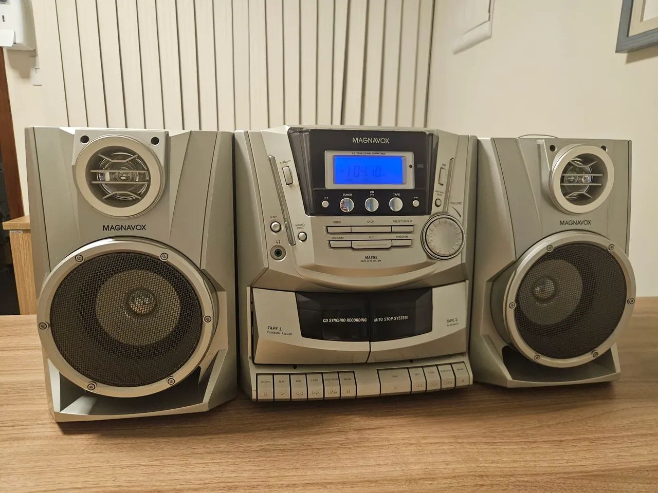 Radio com CD e Toca Fita 