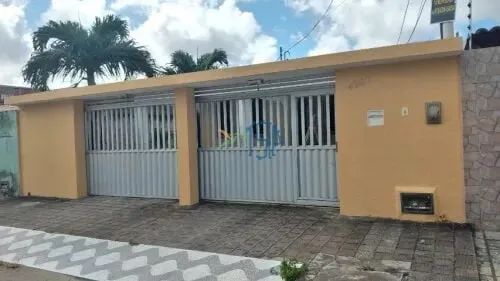 CASA COM 4 QUARTOS, 2 SUÍTES E 3 VAGAS DE GARAGEM  NEÓPOLIS  NATAL/RN
