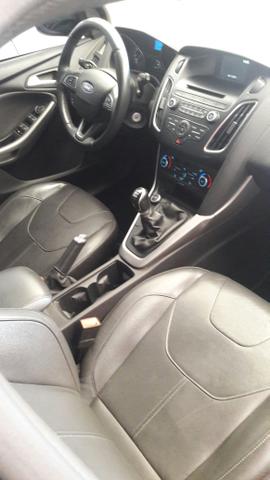 04 Ford Focus 1.6 baixo km !! - Foto 4