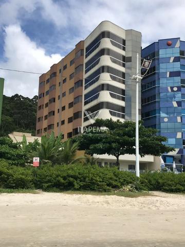 Frente Mar - Apartamento Mobiliado, 04 Suítes com 270m² + 03 Vagas em Itapema