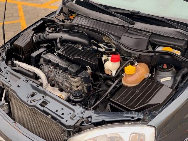Corsa Sed. Premium 1.4 8V ECONOFLEX 4p - Foto 8