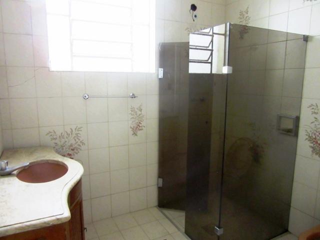 Casa ampla c/ habitese no p. eustáquio, próx. a nino. 04 vgs livres, 04 qts, 03 banhos. - Foto 13