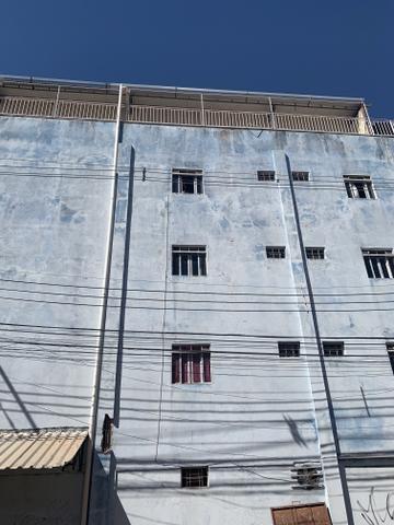 Apartamento de 2 qts, porcelanato em excelente localização do Setor de Mansões de Sobr - Foto 5