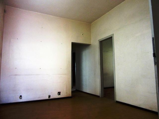 Casa ampla c/ habitese no p. eustáquio, próx. a nino. 04 vgs livres, 04 qts, 03 banhos. - Foto 3