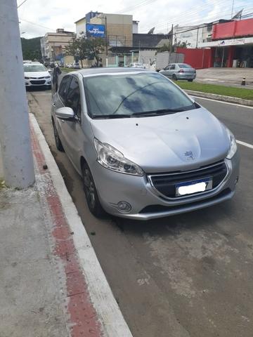 Peugeot 208 Griffe 1.6 16V manual completo 2014 estado de novo
