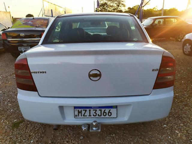 Astra sedan - Foto 4
