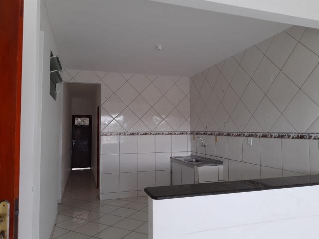 Alugo Apartamento 2/4 Ótima Localização - Foto 2