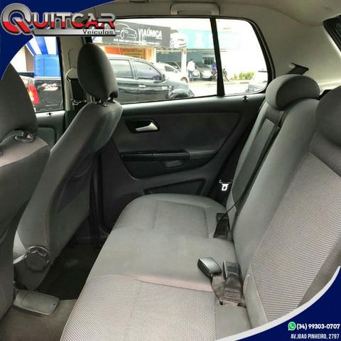 Volkswagen Fox 1.0 Manual Flex 2010 - Foto 8