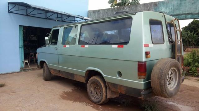 Van F-1000, Motor MWM - Foto 2