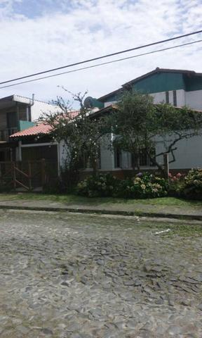 Alugo casa Capão Novo