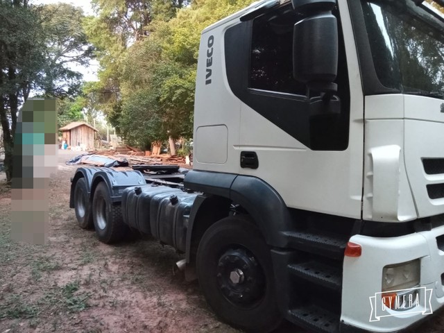 IVECO STRALIS 380 6X2 TETO BAIXO