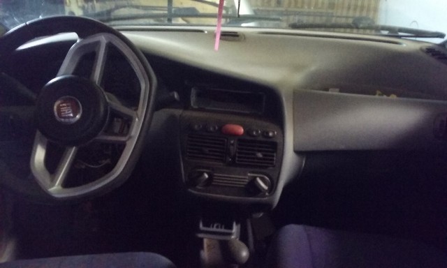 Sucata de Fiat Siena 1.0 6 marchas 1999 - Somente para peças - Foto 5