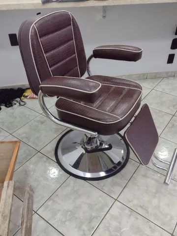 Cadeira P/Barbeiro (Usada Bom Estado) - Equipamentos e mobiliário