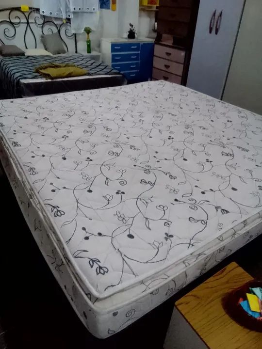 Colchão de Casal King Ortobom l