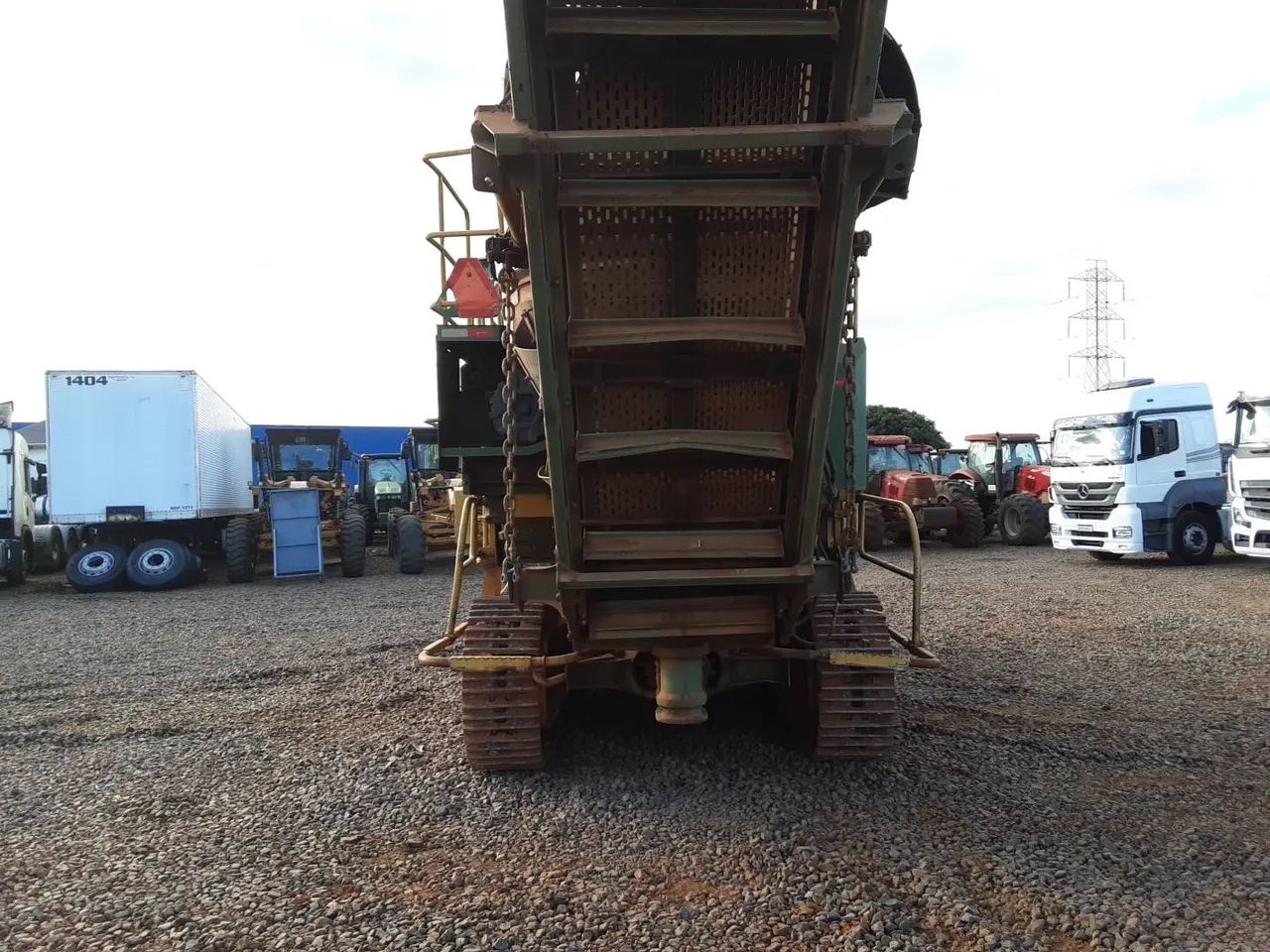 COLHEDORA DE CANA JOHN DEERE CH570 ano 2018 - Foto 4