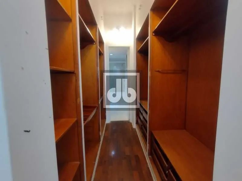 Apartamento à venda no Leblon desocupado com varanda, 4 quartos sendo 2 suítes copa-cozinh - Foto 12