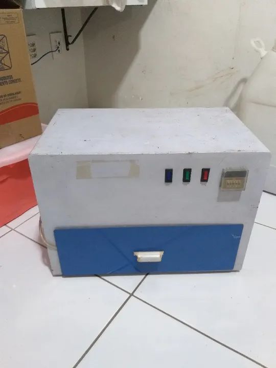 Máquina de Carimbo Semi-Automática 6 Lâmpadas - Produtividade e Qualidade!