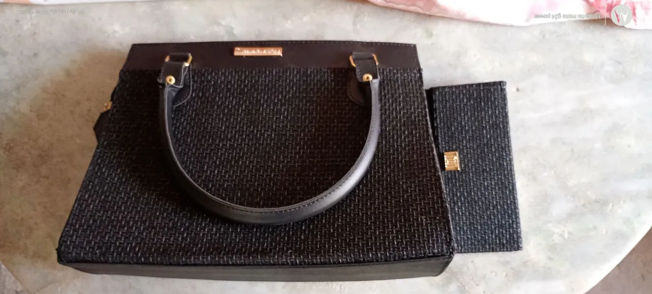 Bolsa de Ombro Preta