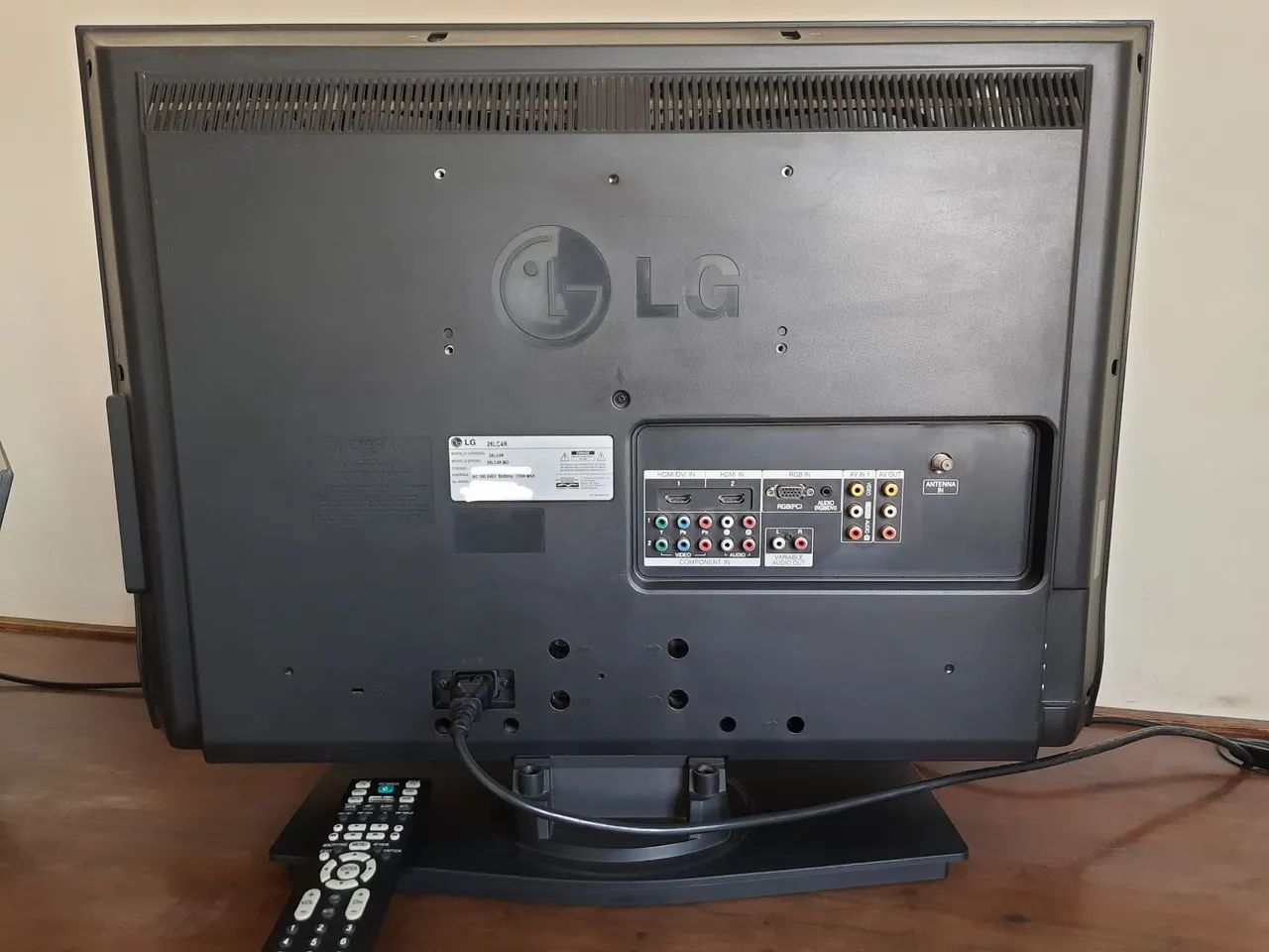 TV e Monitor LG 26 polegadas HD modelo 26LC4R - Leia Descrição - Foto 2