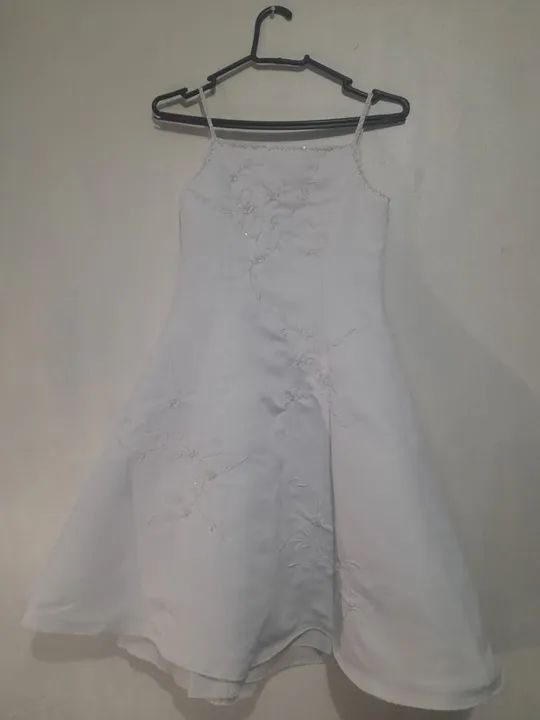 Vestido de Festa Infantil Branco com Bolero desapego 7 anos - Foto 3