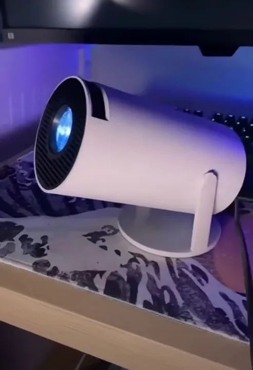 Projetor Portátil para Cinema em Casa