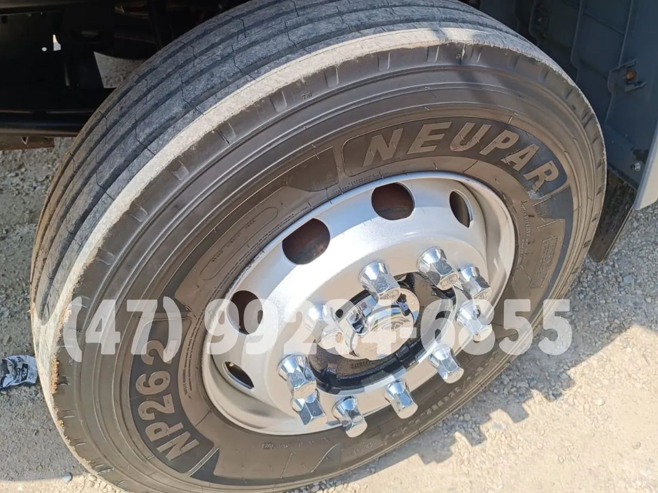 Caminhão caçamba VW 26-260 6x4  - Foto 5