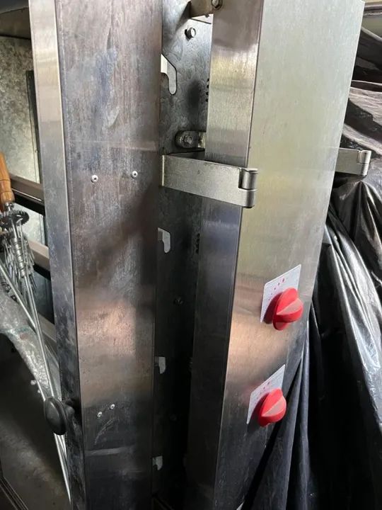 Máquina assar frango (capacidade 50 frangos) R$ 3.799 - Foto 4