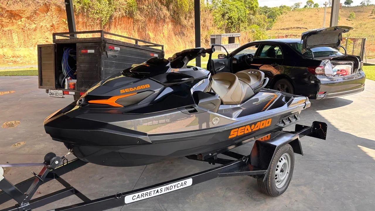 Jet Ski SeaDoo GTX 170 (2023) 60hrs uso + Carretinha - Foto 4