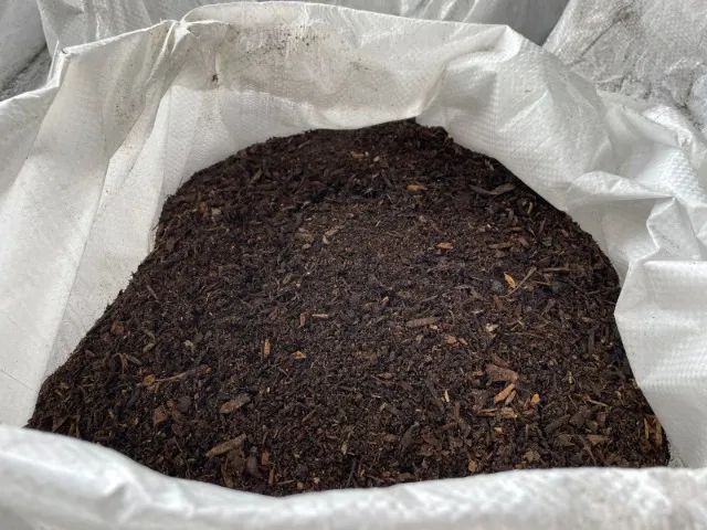 Composto/Adubo Orgânico de Alta Qualidade - Transforme Seu Solo por Apenas R$35! - Foto 2