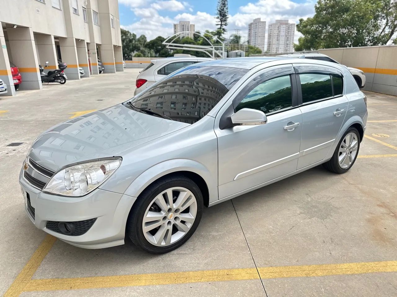 Vectra GT 2011 40.000,00