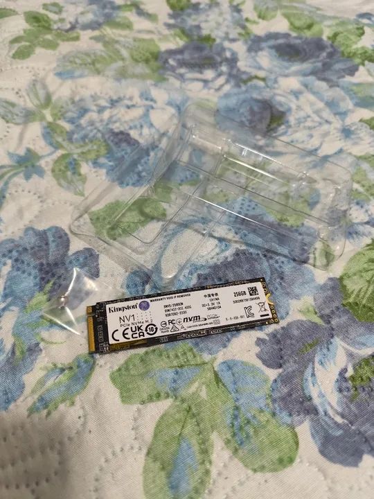 SSD Kingston NV1 256GB M.2 NVMe - Foto 3