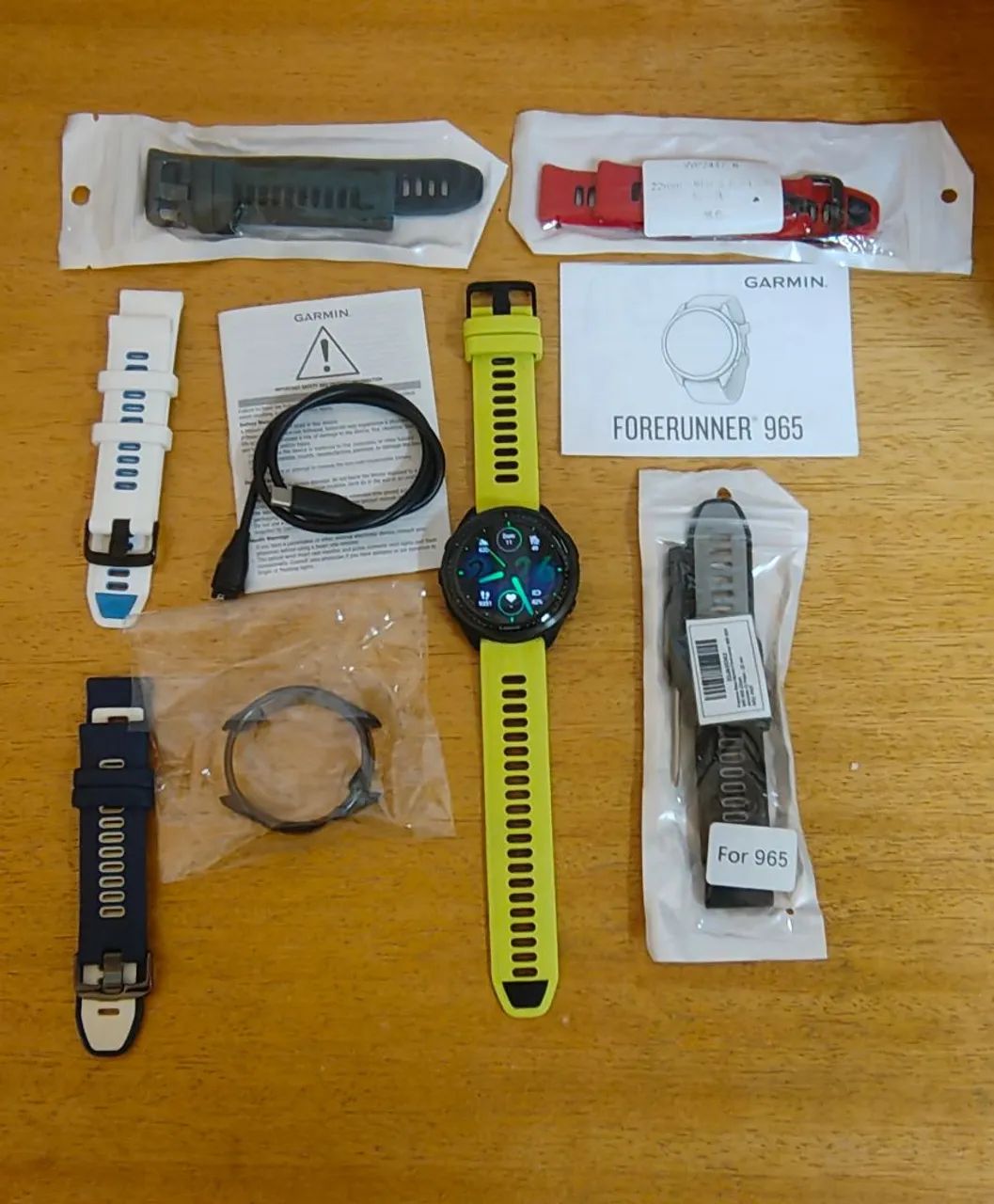 Relógio Garmin Forerunner 965 - semi novo 