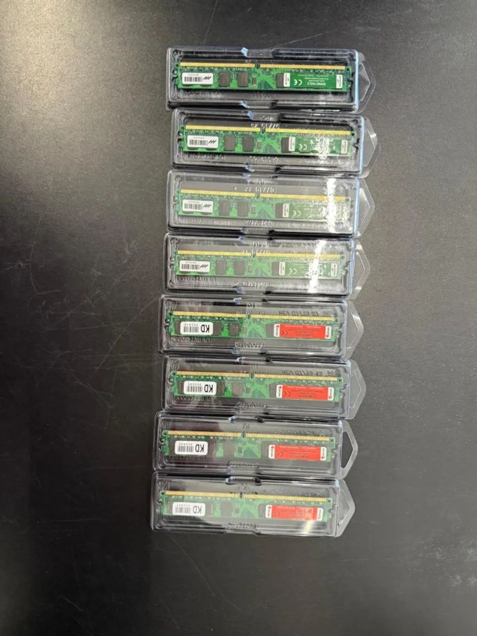 2GB DDR2 RAM Memory, 8 Units Total64739357897089120