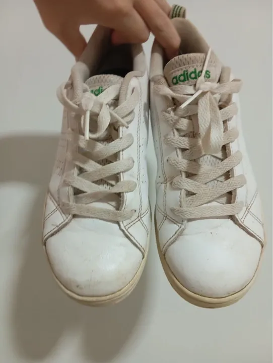Tênis Adidas - Tamanho 34 original