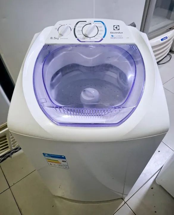 Máquina de Lavar Electrolux 8,5kg Turbo Economia - Otimo Estado 