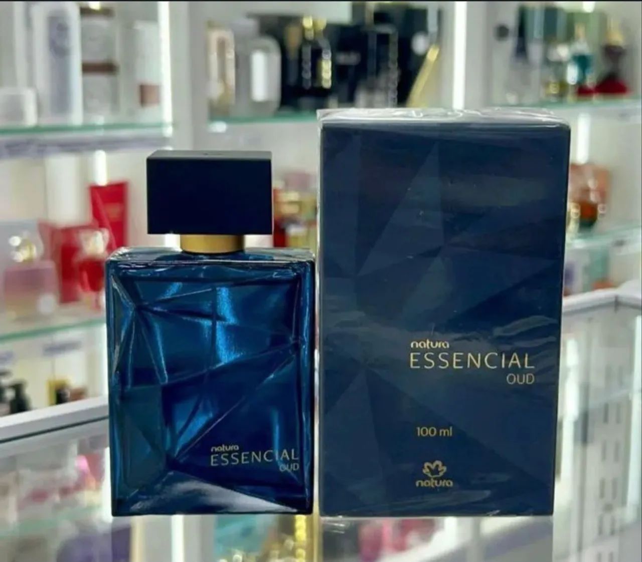 Perfume masculino essencial oud