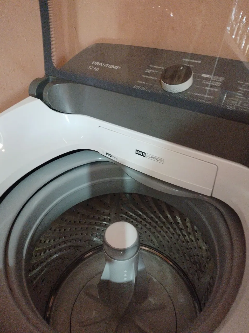 Máquina de Lavar Brastemp 12kg - Perfeita para suas roupas!