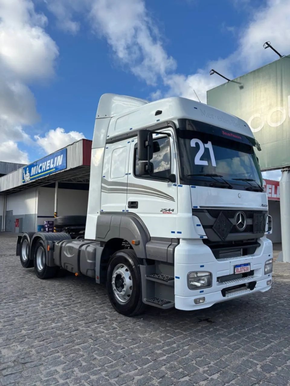 MERCEDES-BENZ AXOR 2544 440 6X2 2021/2021. - Foto 2